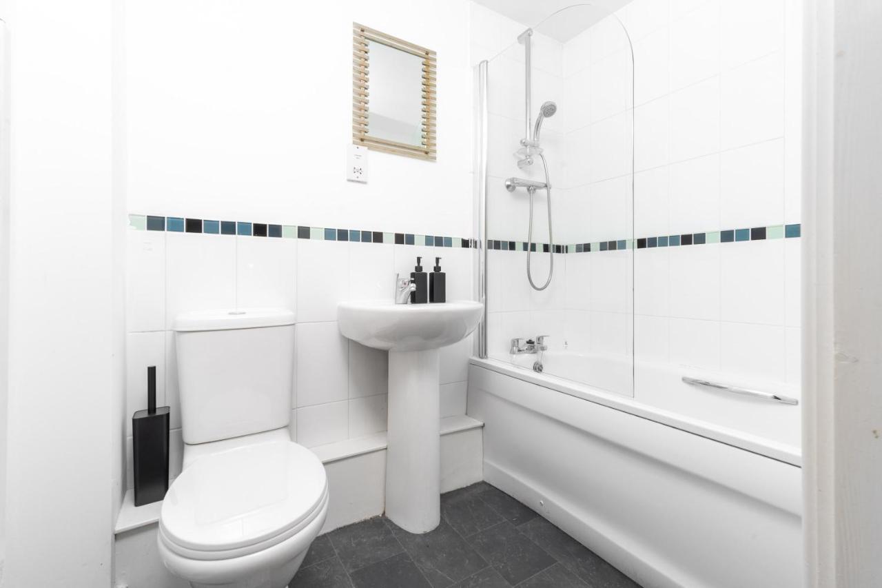 Beautiful Birmingham Central Spacious Apartment-Free Parking, Wifi, Contractors, Hs2, Bullring, Birmingham City Fc Esterno foto